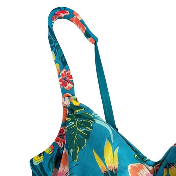 Lands' End Tugless Tummy Control V-neck Floral One-Piece Swimsuit - Picture 4 of 7